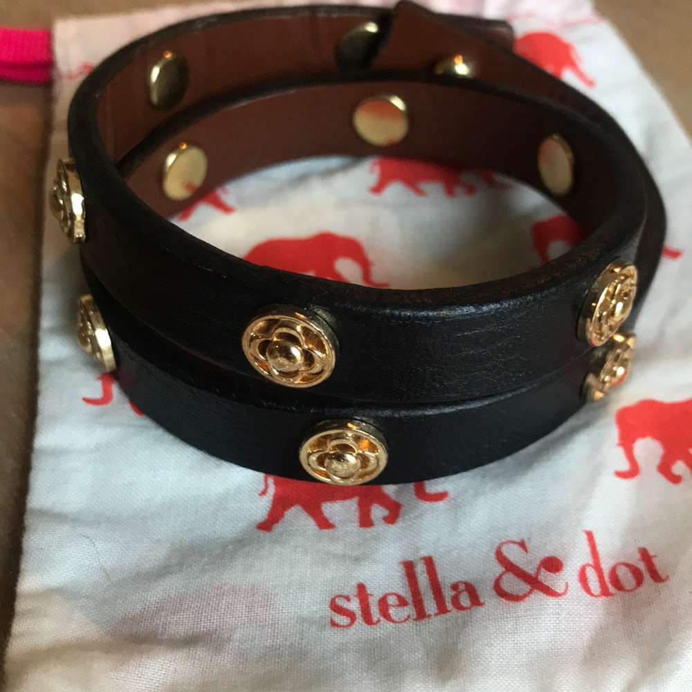 Stella & Dot classic black wrap bracelet